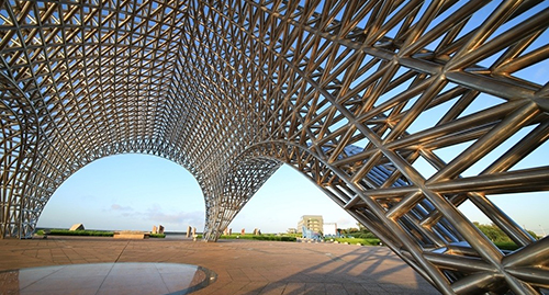 公司承接甘肅萬(wàn)達(dá)實(shí)業(yè)總公司鋼材專(zhuān)用庫(kù)項(xiàng)目